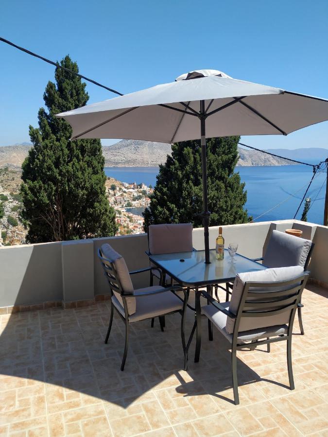 Villa Annas House à Symi Extérieur photo
